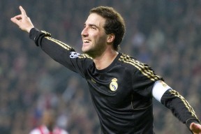 开云官方网页登录-MVP榜第五！詹皇绝杀者成NBA最大奇迹，岂止1亿合同，他真值3个亿，詹皇最后时刻收比赛