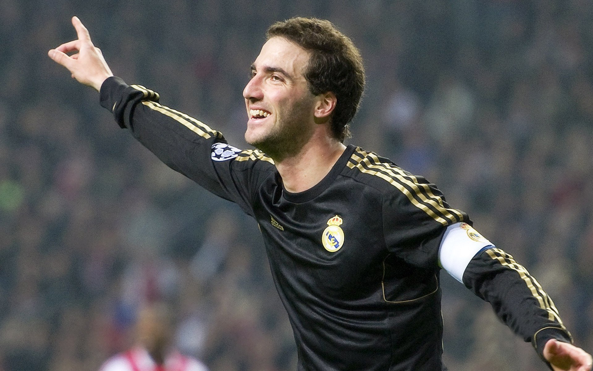 MVP榜第五！詹皇绝杀者成NBA最大奇迹，岂止1亿合同，他真值3个亿，詹皇最后时刻收比赛